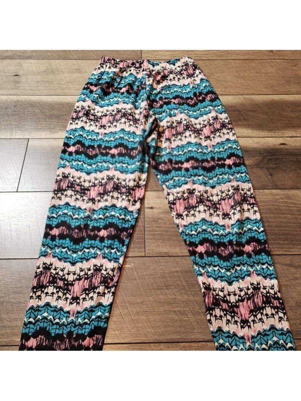 J & K Leggings - Cream/ Turq /Pink / black print